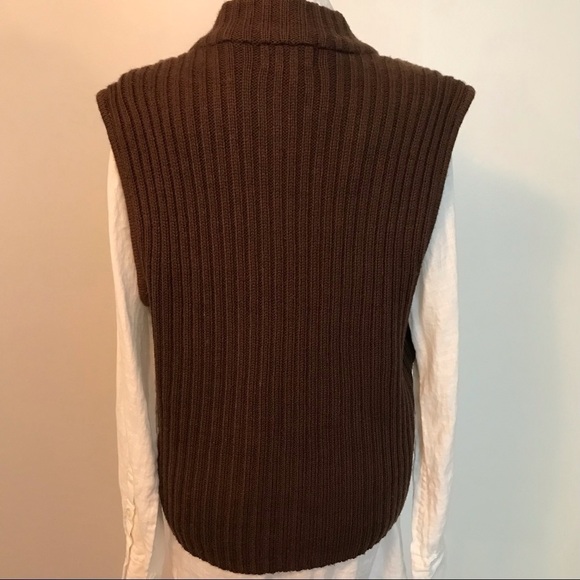 Ambra Faux Fur Brown Vest - Picture 5 of 8